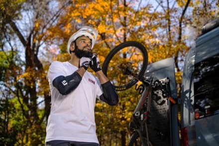 G-Form Tempo MTB Gloves 1