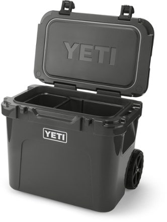 YETI Roadie 32 Wheeled Cooler 2