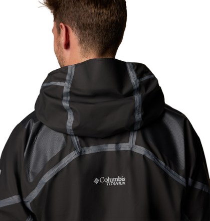 Columbia Whistler Peak Shell Jacket - Men's 4