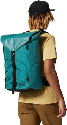 Mountain Hardwear Camp 4 32 Pack 2