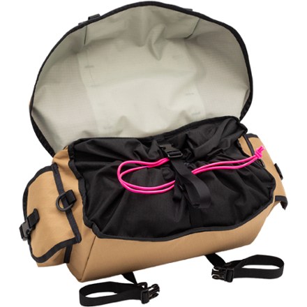 Swift Industries Zeitgeist Handlebar Pack 3