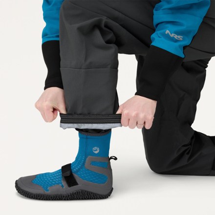 NRS Axiom Dry Suit - Women's 10