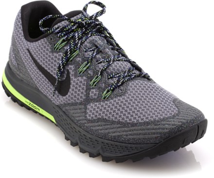 nike zoom trail runners