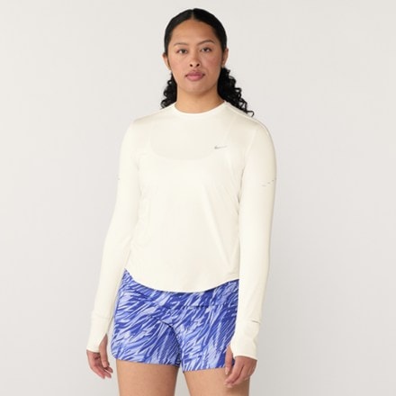 Nike Swift Dri-FIT UV Long-Sleeve Crewneck Top - Women's 1