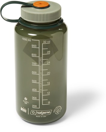 How to choose a hiking water bottle?