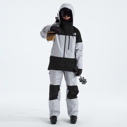 The North Face Summit Series Verbier GORE-TEX Bib Pants - Women's 3