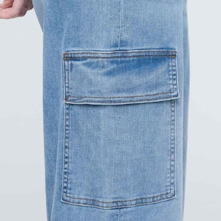 DUER Performance Denim Lite High-Rise Cargo Jeans - Women's 6