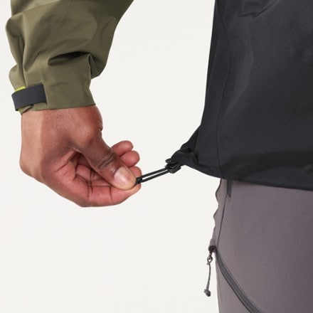 Arc'teryx Beta Jacket - Men's 6
