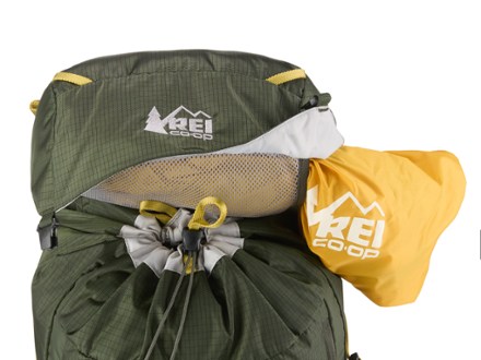 REI Co-op Traverse 35 Pack - Men's Raincover pocket