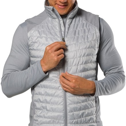 Nathan Navigator Hybrid Vest - Men's 5