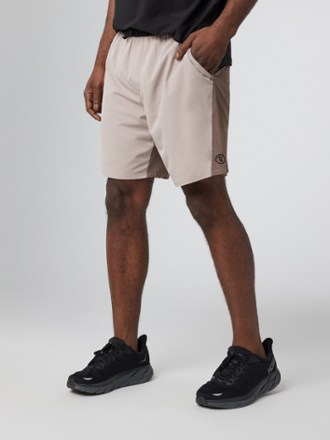 Vuori Chromatic Kore Shorts - Men's 3