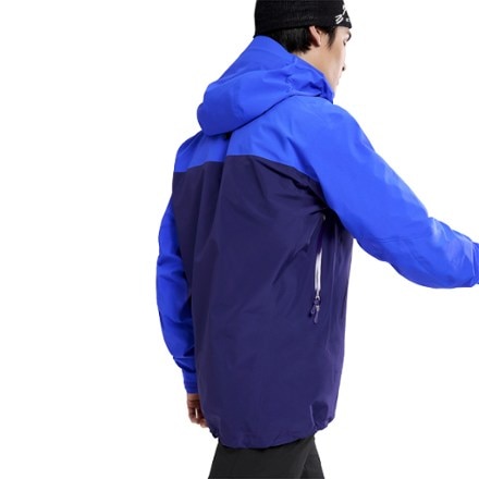 Arc'teryx Beta AR Jacket - Men's 7