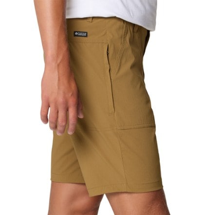 Mountain Hardwear Traxion Trail Shorts - Men's 7