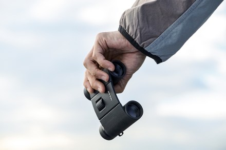 Nikon Trailblazer II 8 x 25 Binoculars 9