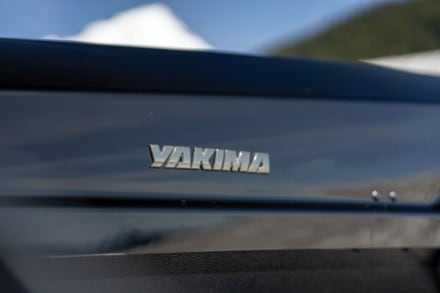 Yakima CBX XXL Roof Box 10