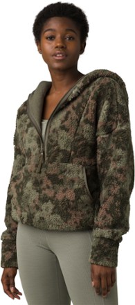 Womens camo sherpa online pullover