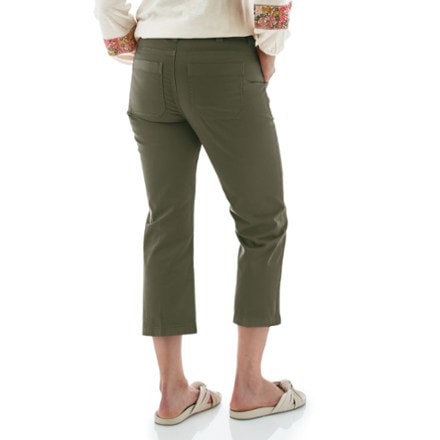 Aventura Landis Crop Pants - Women's 2