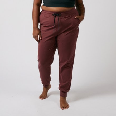 TomboyX Walking Joggers - Women's 1