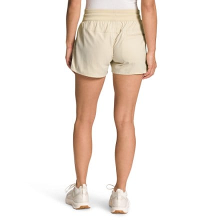 The North Face Aphrodite Motion Shorts - Women's 1