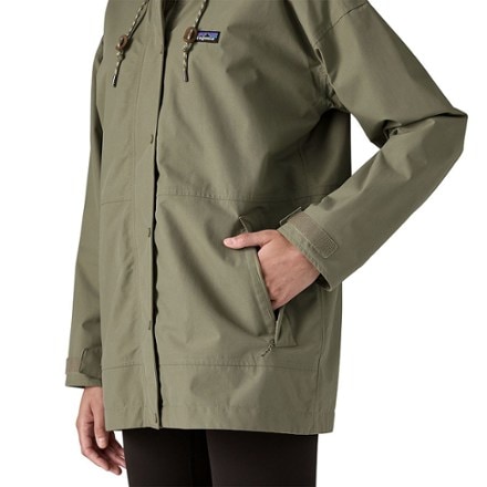 Patagonia Outdoor Everyday Rain Jacket - Women's 5