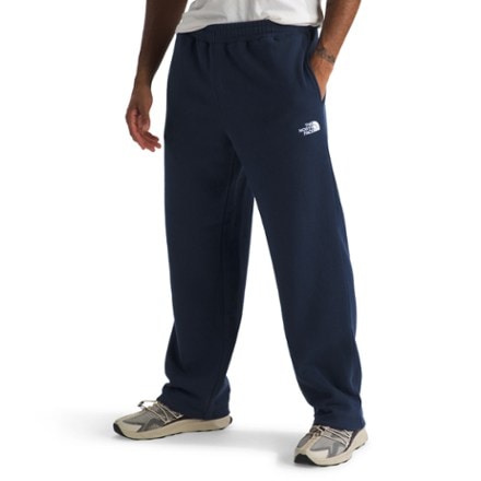 The North Face Evolution Straight Leg Sweatpants - Men's 4