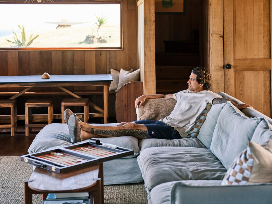 Location Image for Puku'i Slippers - Men's