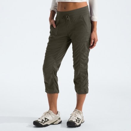 The North Face Aphrodite 2.0 Capri Pants - Women's 4