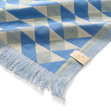 Slowtide Daydream Lightweight Turkish Towel 1