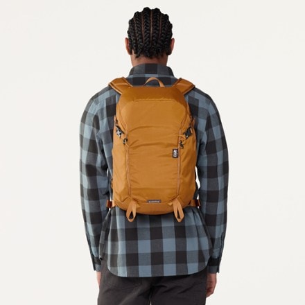 REI Co-op Ruckpack 18 Pack 1