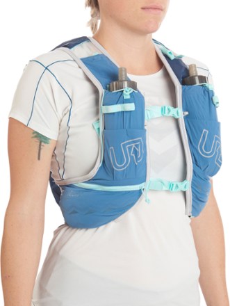 Mountain Vesta 5.0 Hydration Vest - Women's