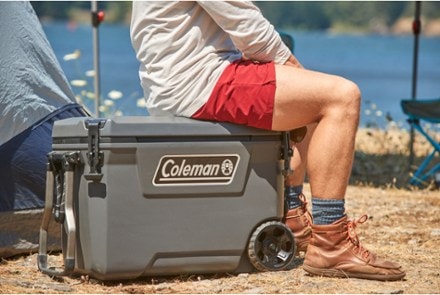 Coleman Convoy Series 65-Quart Wheeled Cooler 7