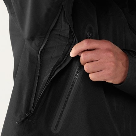 The North Face GTX Hex Jacket - Men's 3