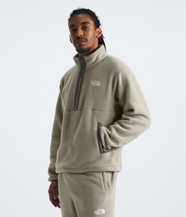 The North Face TNF Fleeski Quarter-Zip Pullover - Men's 4