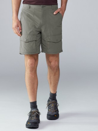 rei on the trail shorts