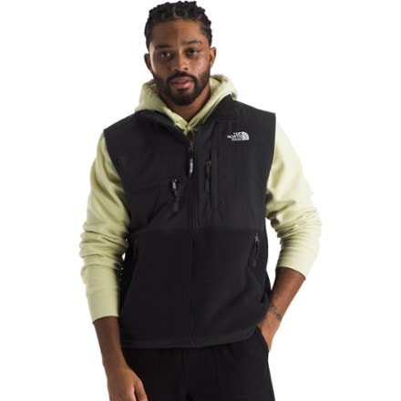 The North Face Retro Denali Vest - Men's 1