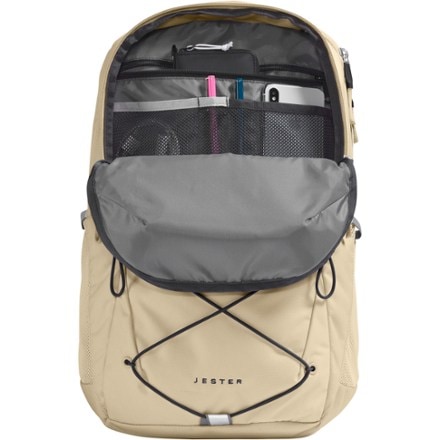 The North Face Jester Daypack - Women's 4