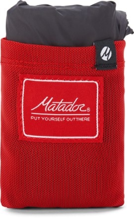 Matador Pocket Blanket Folded view (Red)