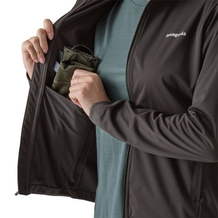 Patagonia Wind Shield Jacket - Women's 5