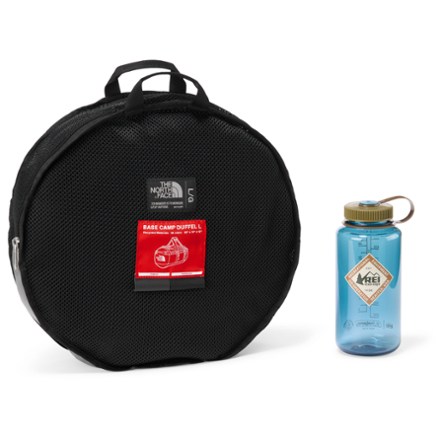 The North Face Golden State Duffel - Large (95 L) Stuff sack (32 fl oz. bottle not included)