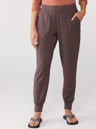 rei sweatpants womens