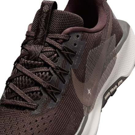 Nike Pegasus Trail 5 Trail-Running Shoes - Women's 6