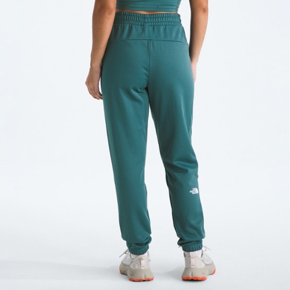 On Body Image of color Space Dark Heather
