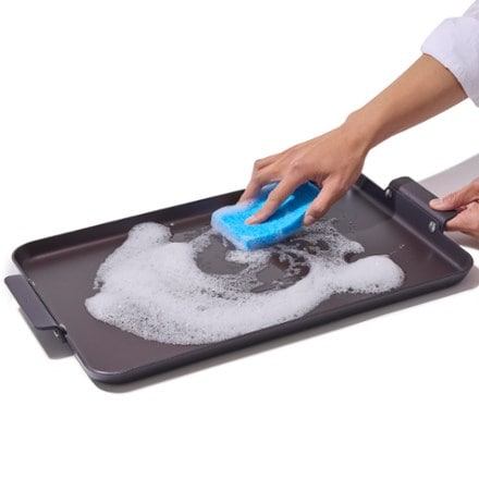 OXO Outdoor Carbon Steel Double Burner Griddle 1