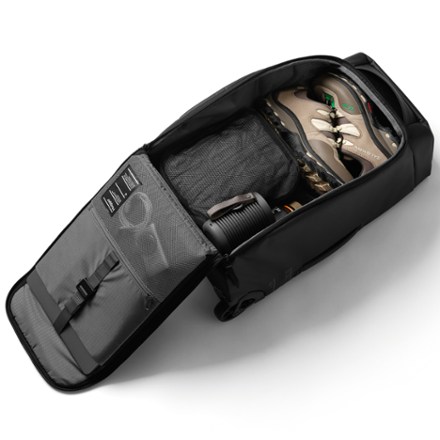 Db Journey Hugger Roller Bag Carry-On 40L 8