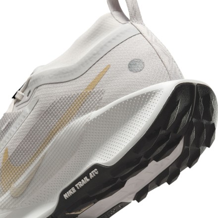 Nike Pegasus Trail 5 GORE-TEX Trail-Running Shoes - Women's 7