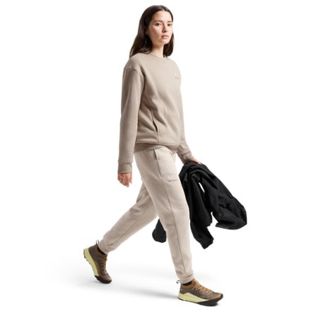 Arc'teryx Emblem Fleece Crew Pullover - Women's 3