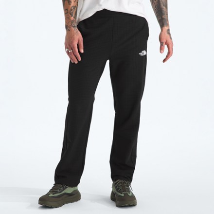 On Body Image of color Tnf Black