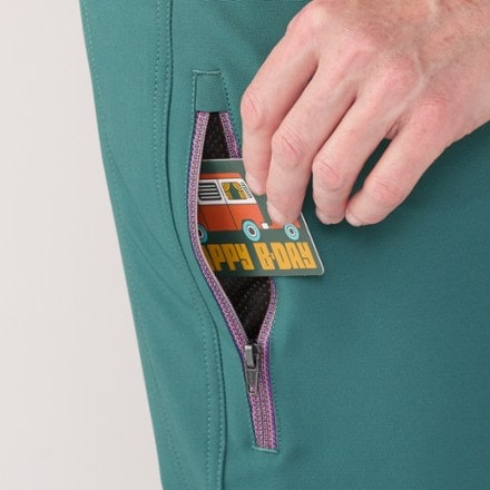 SHREDLY Limitless Stretch Waistband High-Rise Bike Pants - Women's 5