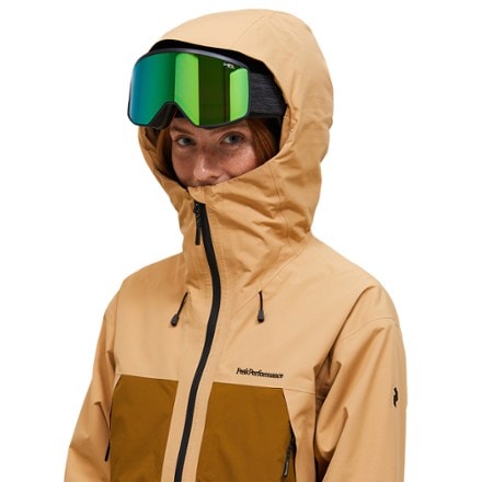 Peak Performance Edge HIPE 2L Insulated Jacket - Women's 6