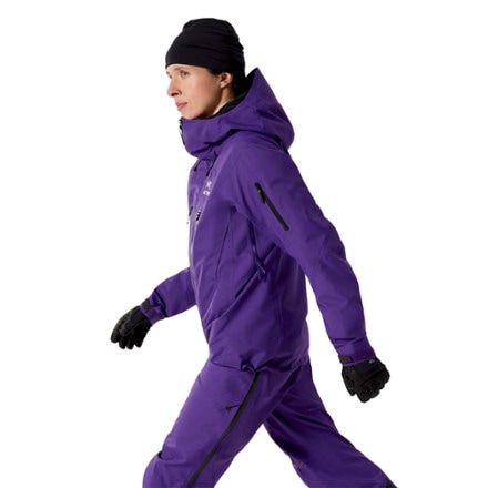 Arc'teryx Alpha SV Jacket - Women's 4